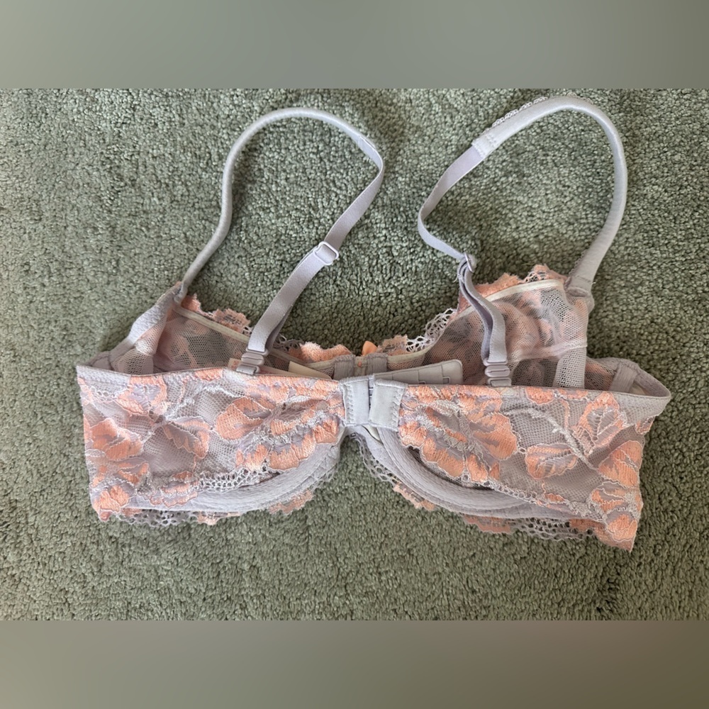 Victoria’s Secret Body By Victoria Floral Sheer Underwire Bralette 34C Lingerie - Picture 2 of 7
